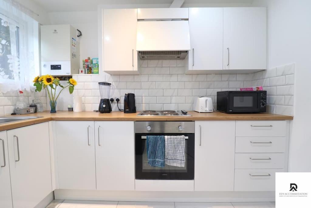 Den Accommodation & Short Lets Greenwich London - 3 Bed House Εξωτερικό φωτογραφία