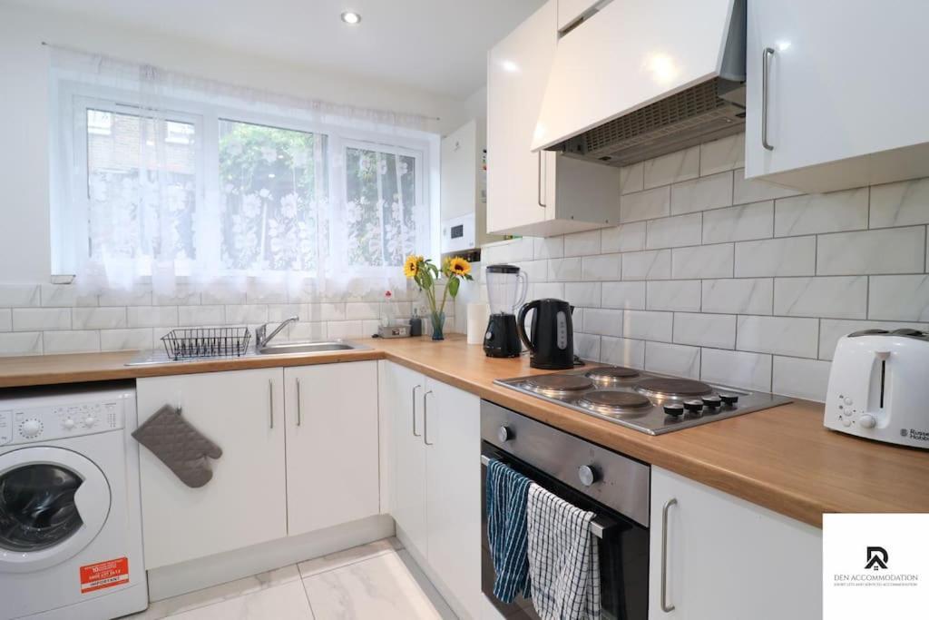 Den Accommodation & Short Lets Greenwich London - 3 Bed House Εξωτερικό φωτογραφία